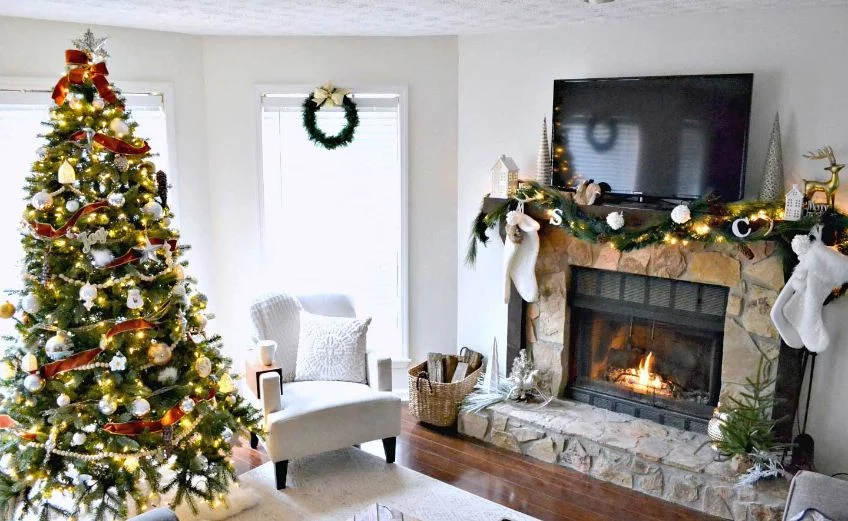 How to Arrange your Living Room around your Christmas Tree